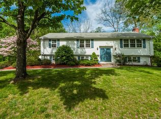 20 Timber Ln, Windsor, CT 06095