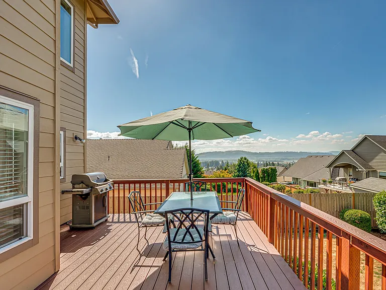 Gas barbecue included