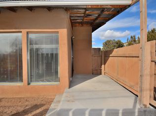 5 Klarrisa Ct #A, Santa Fe, NM 87508