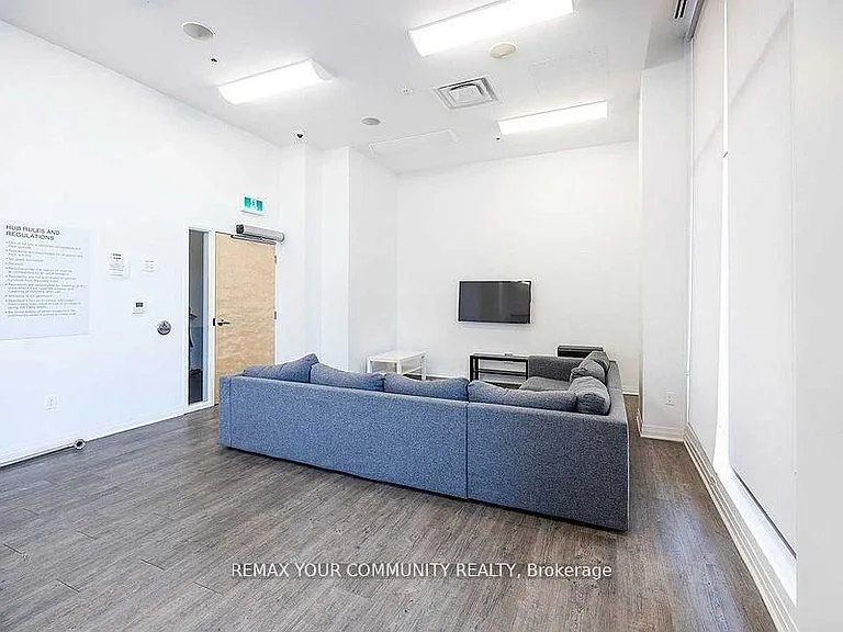 1900 Simcoe St N #532 — Photo 19