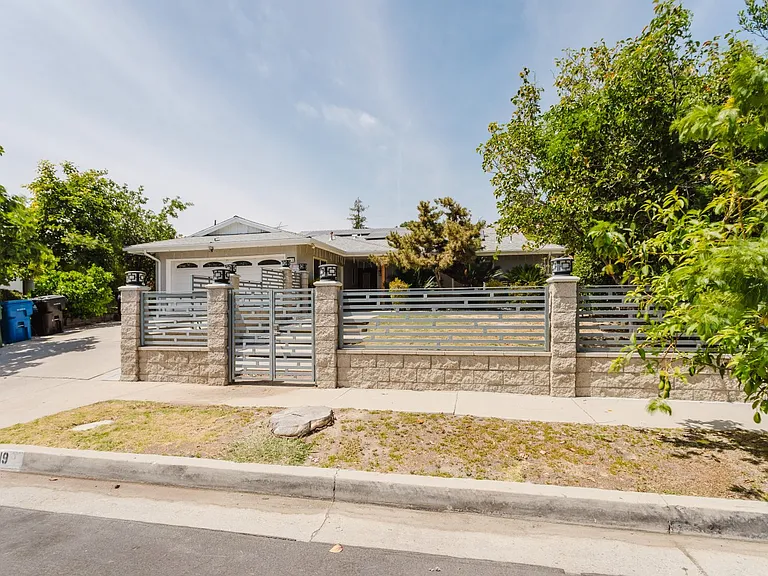 17419 Blackhawk St — Photo 5