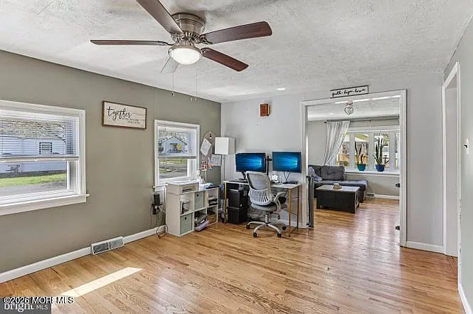 36 Browning Ave — Photo 17