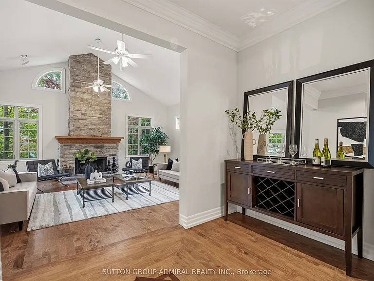47 Johnson St — Photo 12
