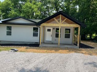 610 E Harper Johnson Dr, Athens, TN 37303