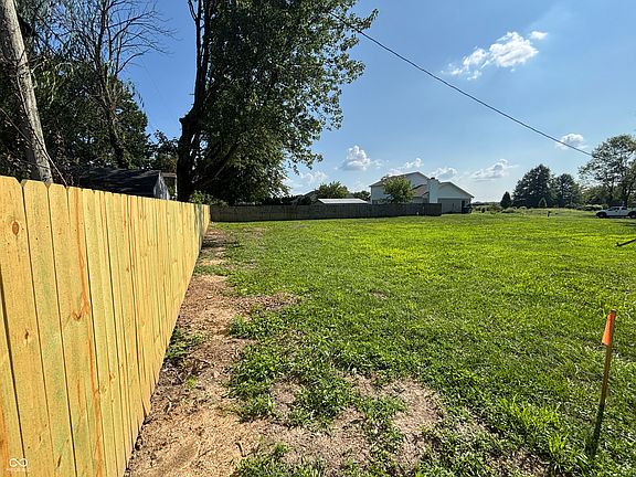 5th image of 5654 N Vinton Hills Dr