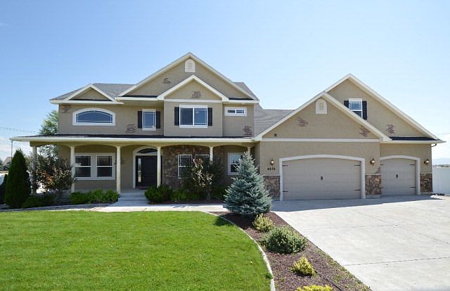 1st image of 4870 Pevero Dr