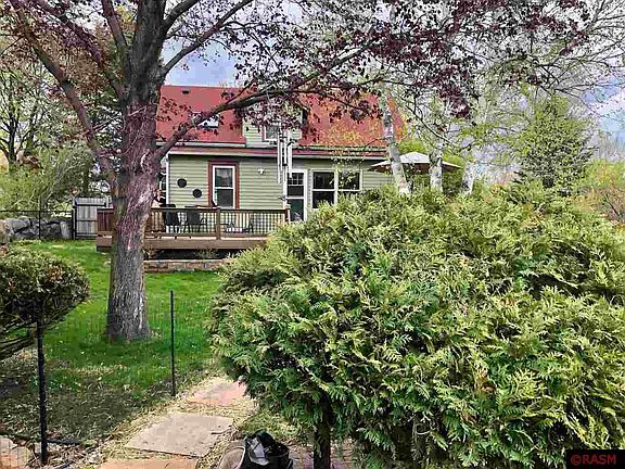2nd image of 526 College Ave