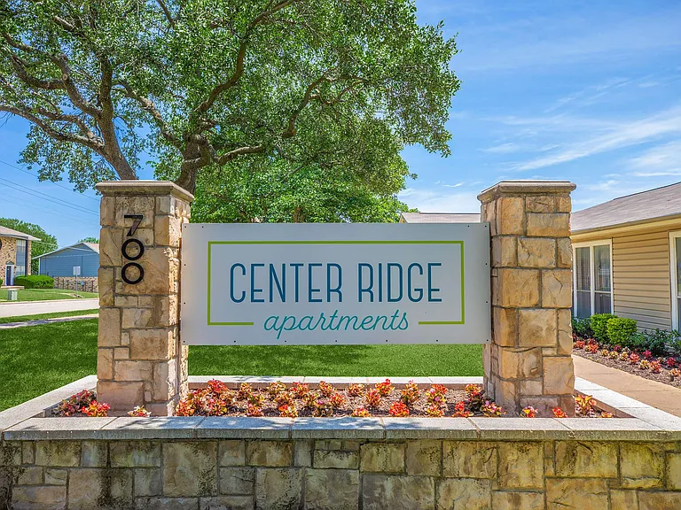 Center Ridge — Photo 23