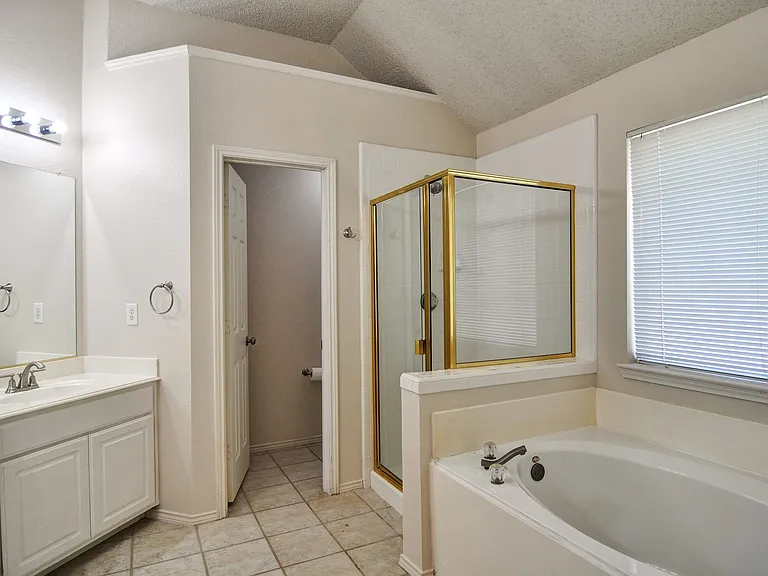 3960 Bexhill Dr — Photo 21