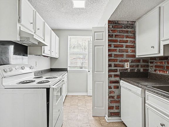 5th image of 1301 Neelys Bend Rd #37
