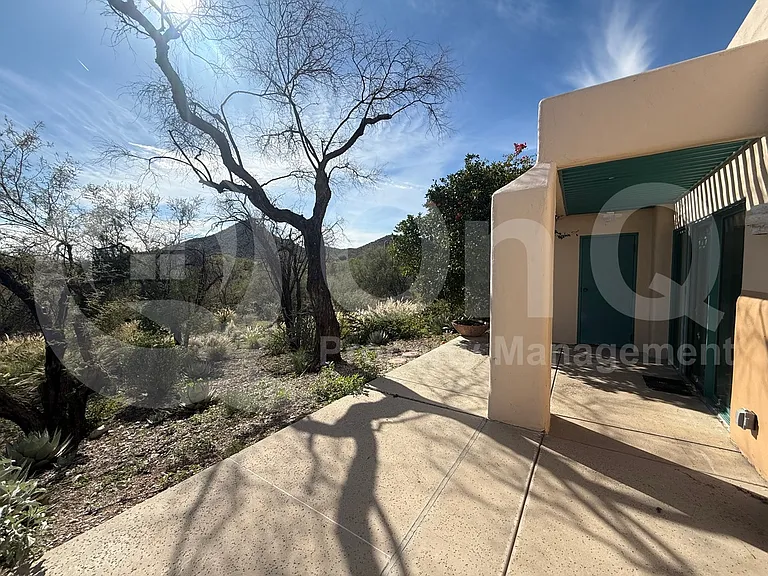 3663 W Placita Del Correcaminos — Photo 19
