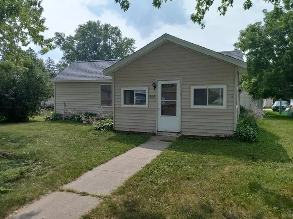 309 S Chase St, Houston, MN 55943