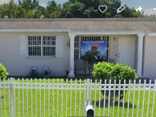 2940 NW 163rd St, Miami Gardens, FL 33054