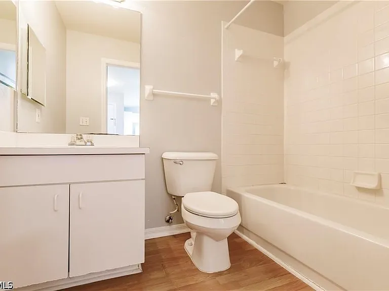 14503 Lakewood Trace Ct #201 — Photo 15