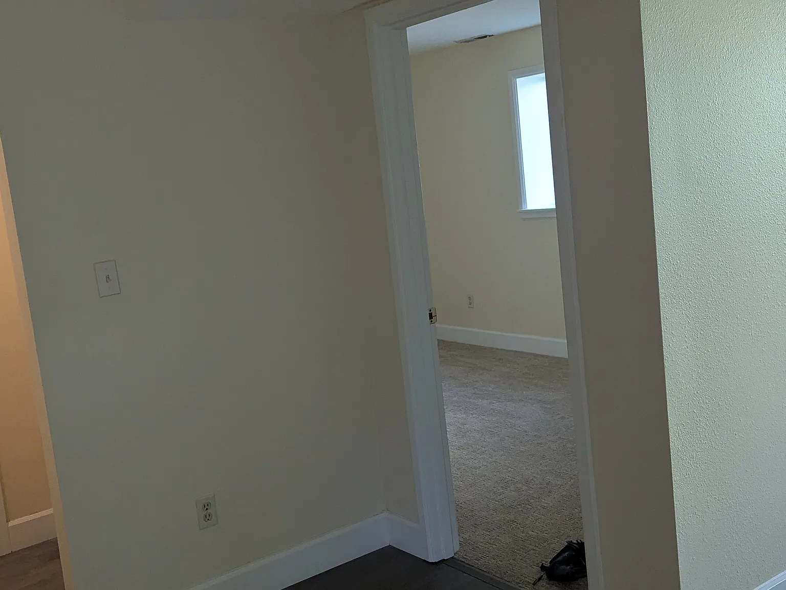 3 bed, 1200 sqft, $2,500 — Photo 3
