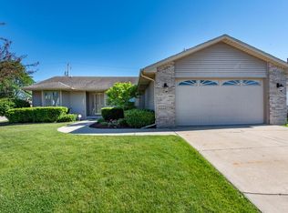 3609 86th St, Kenosha, WI 53142