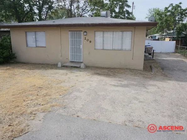 209 East Harding Avenue, 209 E Harding Ave #1, Bakersfield, CA 93308