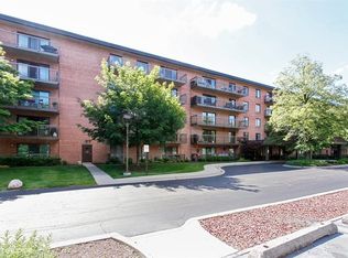 6443 Clarendon Hills Rd APT 509L, Willowbrook, IL 60527