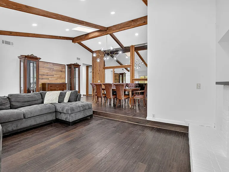 7813 Kenway Pl W — Photo 12
