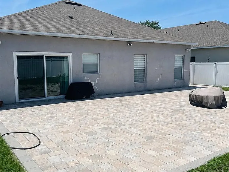 7780 Newlan Dr — Photo 3