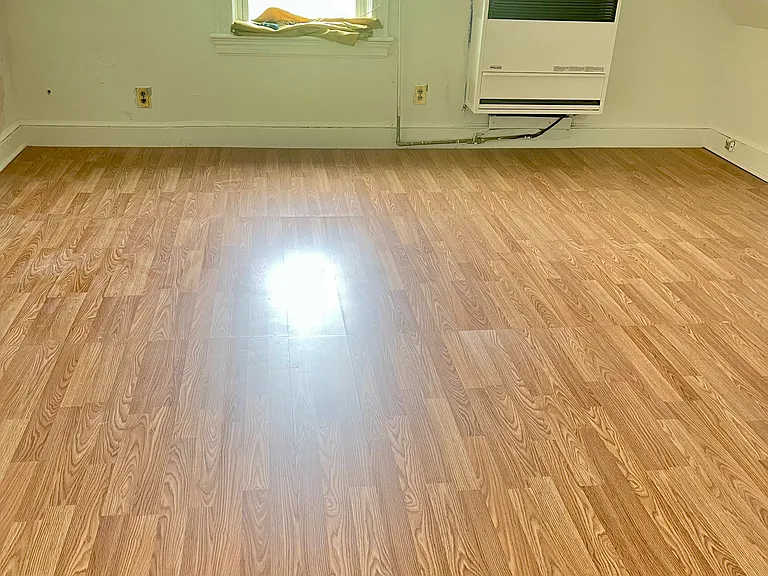 61-63 Walnut St #3 — Photo 5