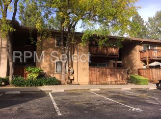 516 Arcadia Dr, Vacaville, CA 95687