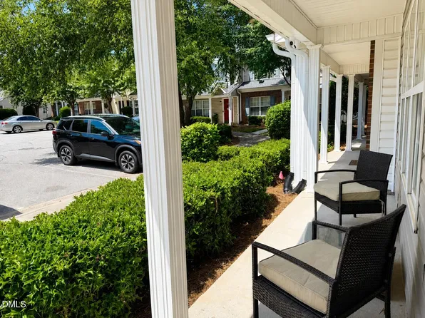 108 Bridford Downs Dr, Greensboro, NC 27407