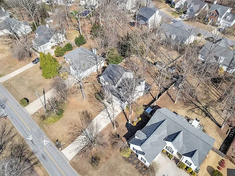 417 Roberts Rd — Photo 27