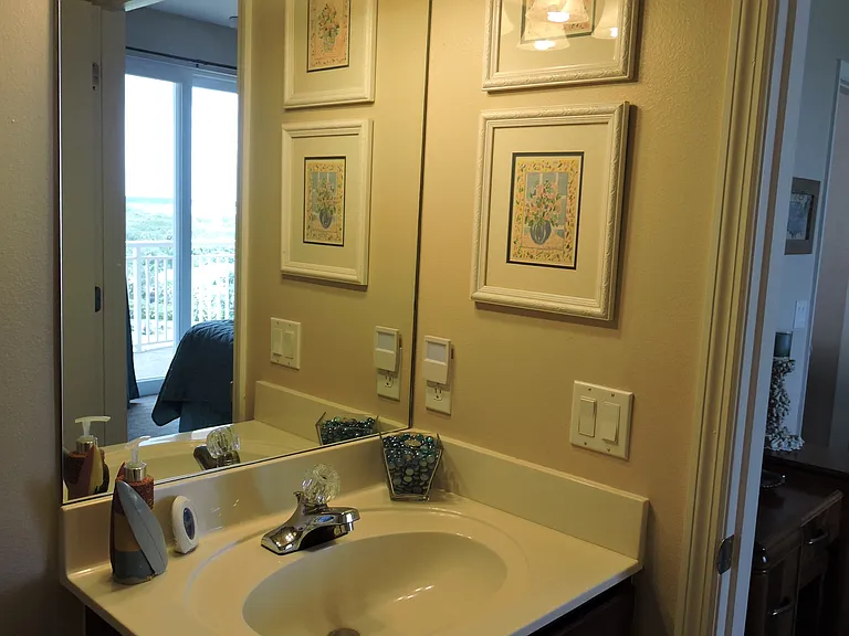 130 Warsteiner Way #701 — Photo 30
