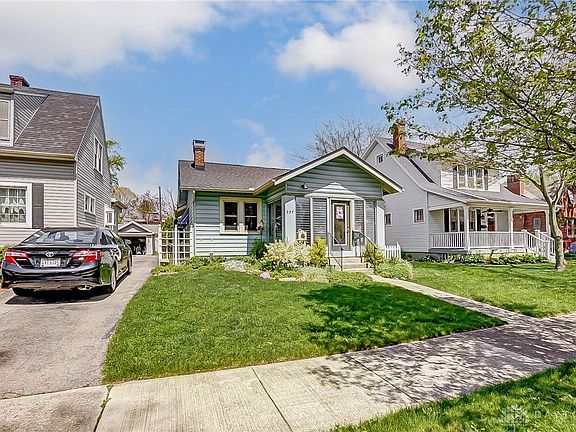 3rd image of 337 Peach Orchard Ave
