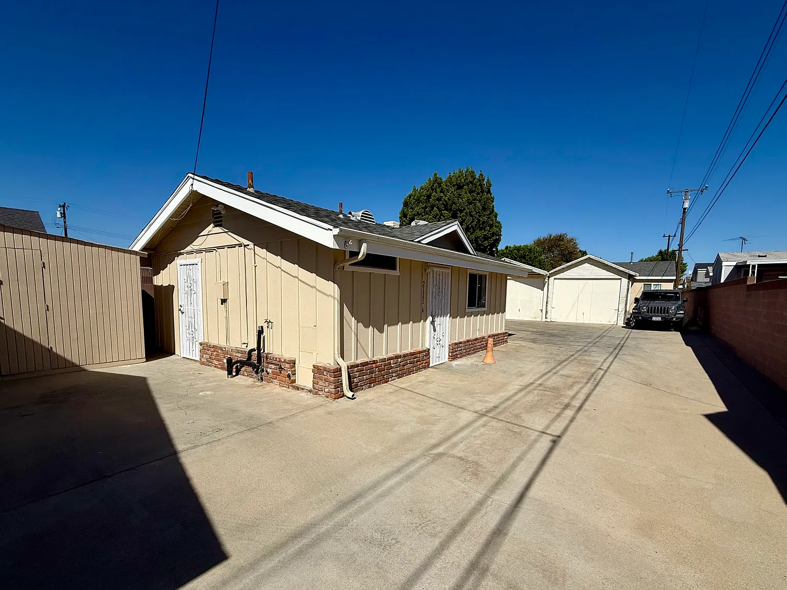 1 bed, $2,850 — Photo 2