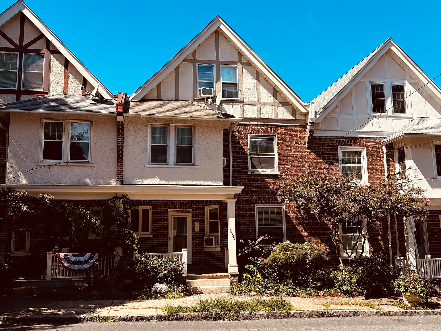 1 bed, 450 sqft, $1,290 — Photo 1