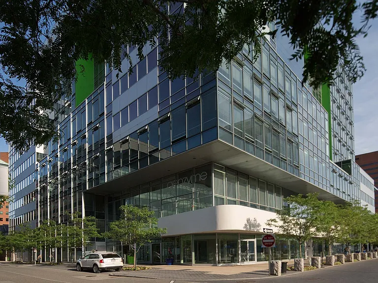 Just a short walk from Kendall Square, making commuting to work easy