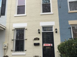124 16th St SE, Washington, DC 20003