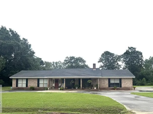 200 Anderson Dr, Jesup, GA 31545