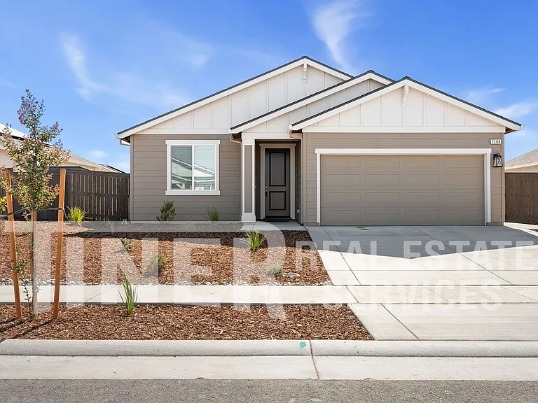7160 El Cerrito Way — Photo 1