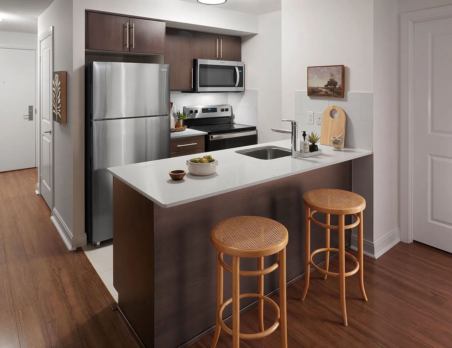 3 bed, $3,285 — Photo 3
