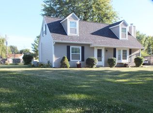 319 Three Notch Ln, Bargersville, IN 46106