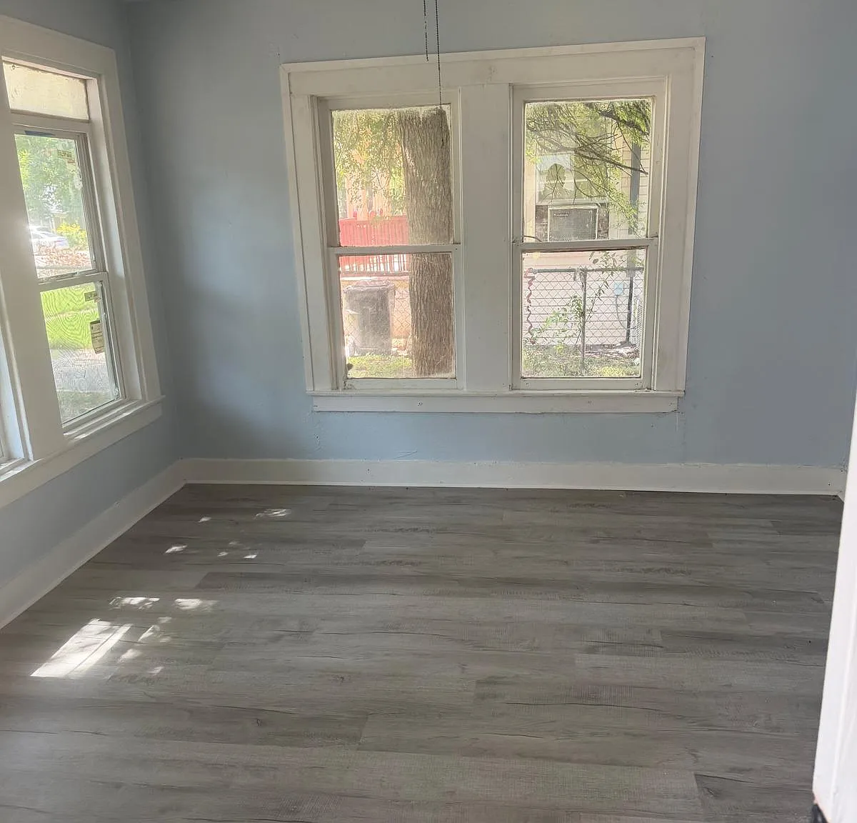 2 bed, 690 sqft, $900 — Photo 4