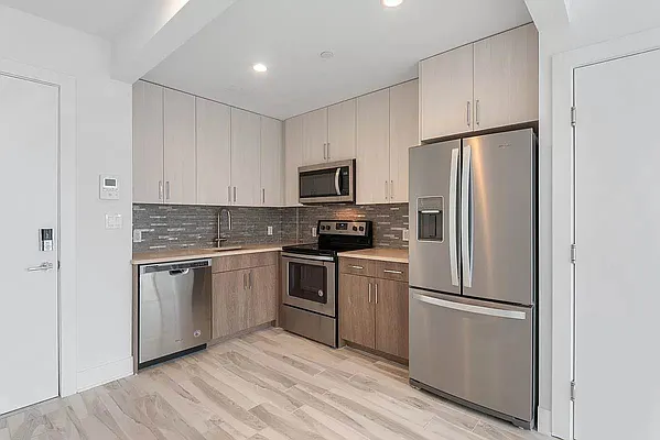 Rented by Modern Spaces | media 3