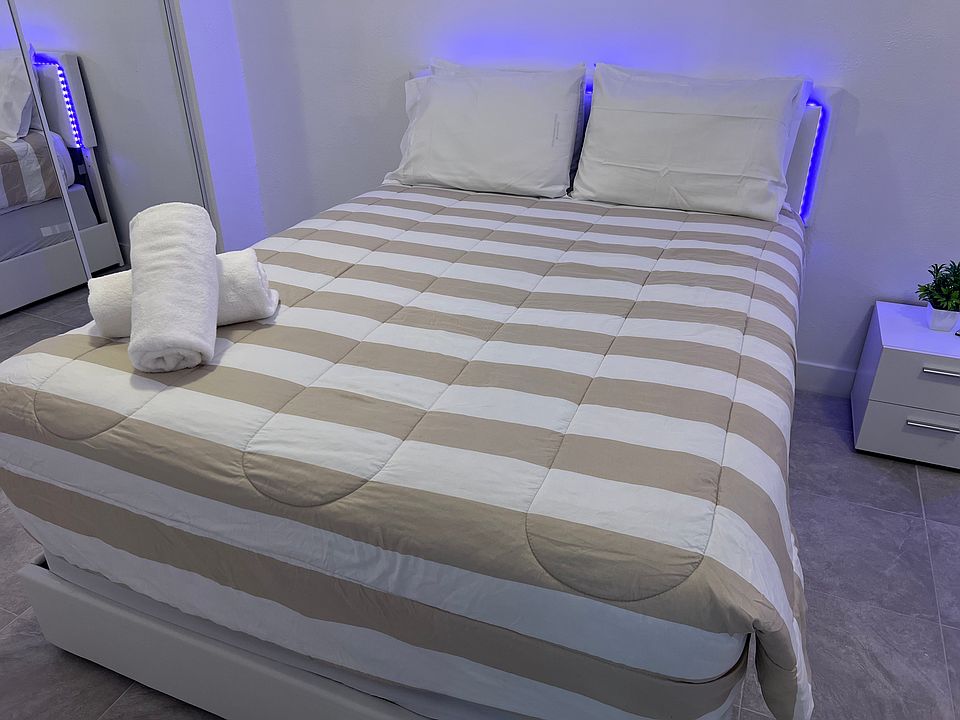 1st image of 1626 Sombrero Dr #1