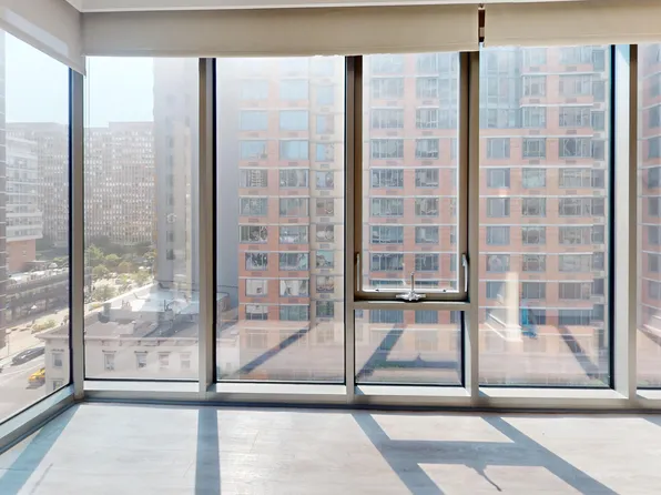 237 East 34th Street image 10 of 29