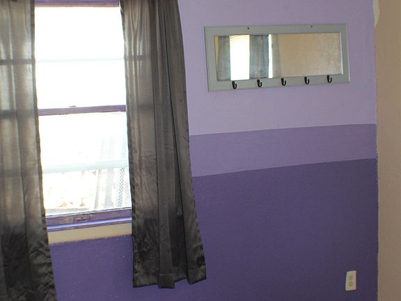 5th image of 164 E Sheridan Dr