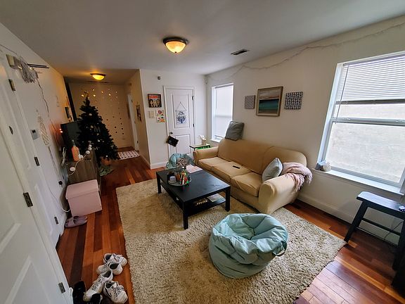 5th image of 1525 N 17th St APT 4