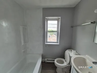 7 Upson St #5 — Photo 3