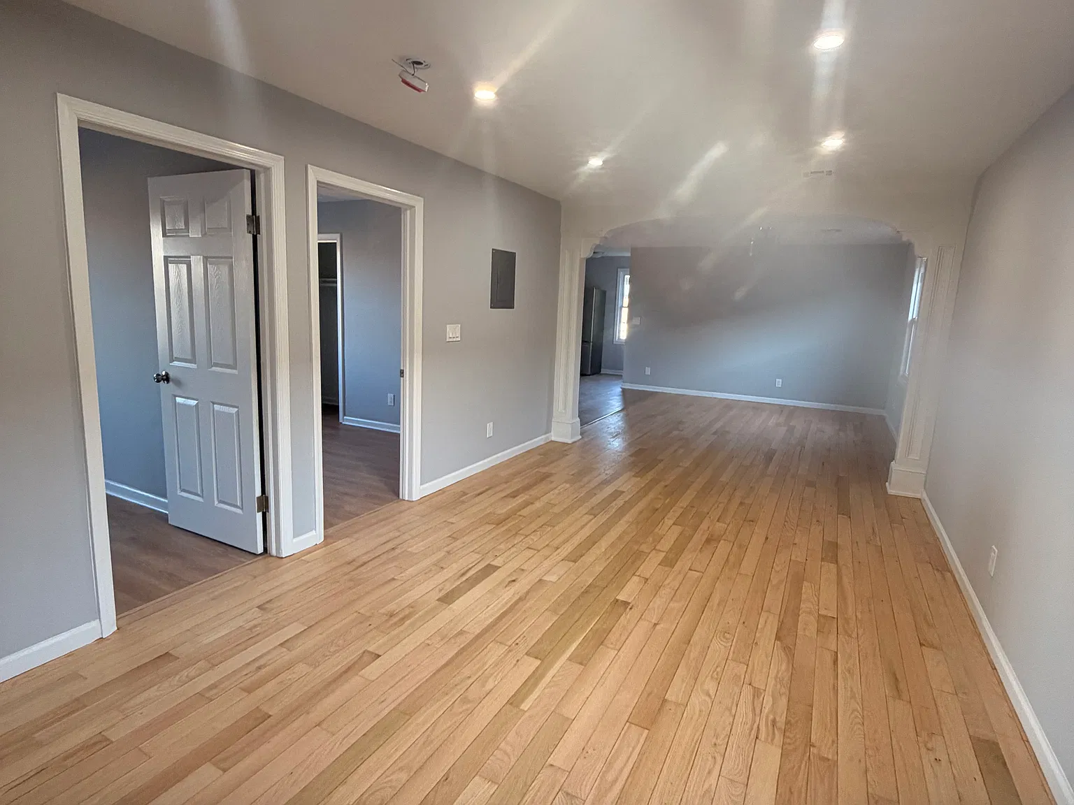 4 bed, 1500 sqft, $3,000 — Photo 2