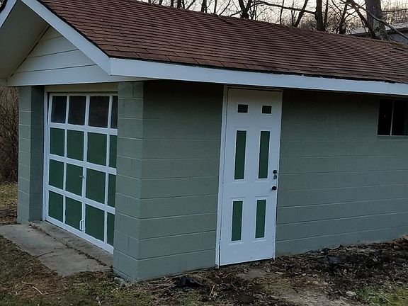 Small Garage