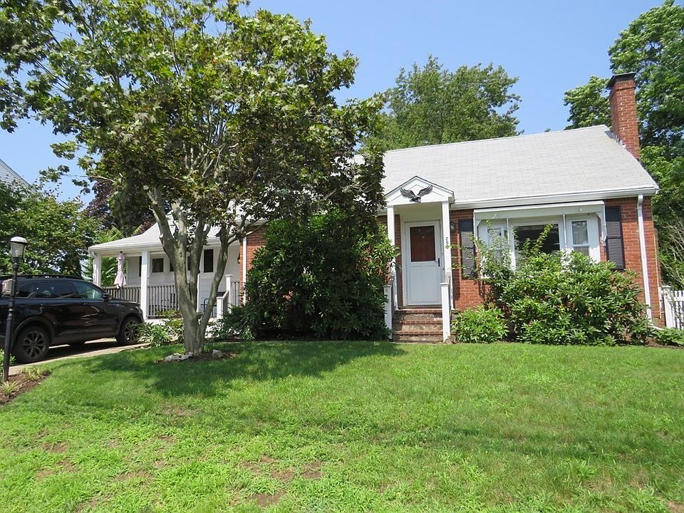 1st image of 250 E Cross St