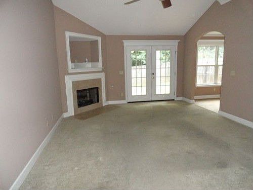 5th image of 5057 Diamond Cir