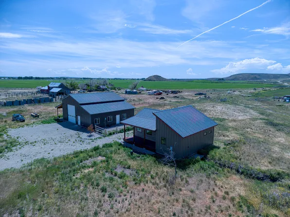 159 Foothill Rd, Carey, ID 83320